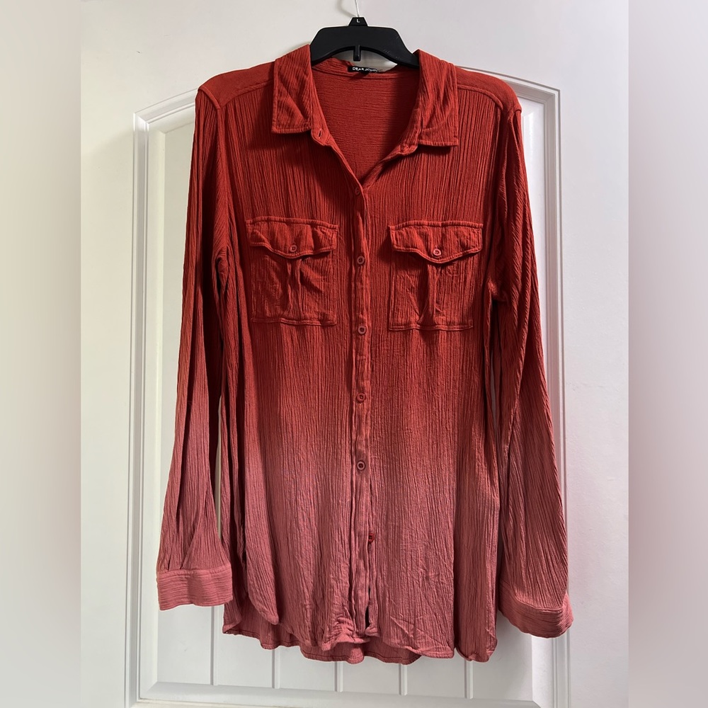 Beautiful Ombré Crinkle Flowy Button Up